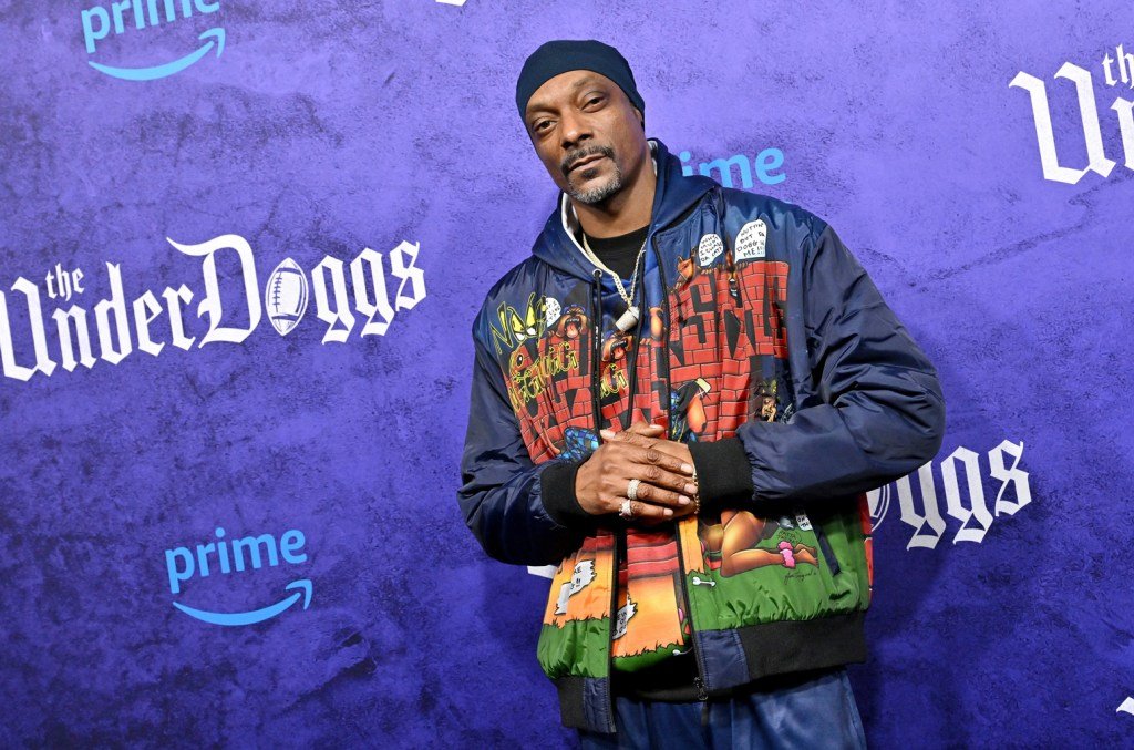 Snoop Dogg Faces Copyright Lawsuit Over Uncleared Backing Tracks