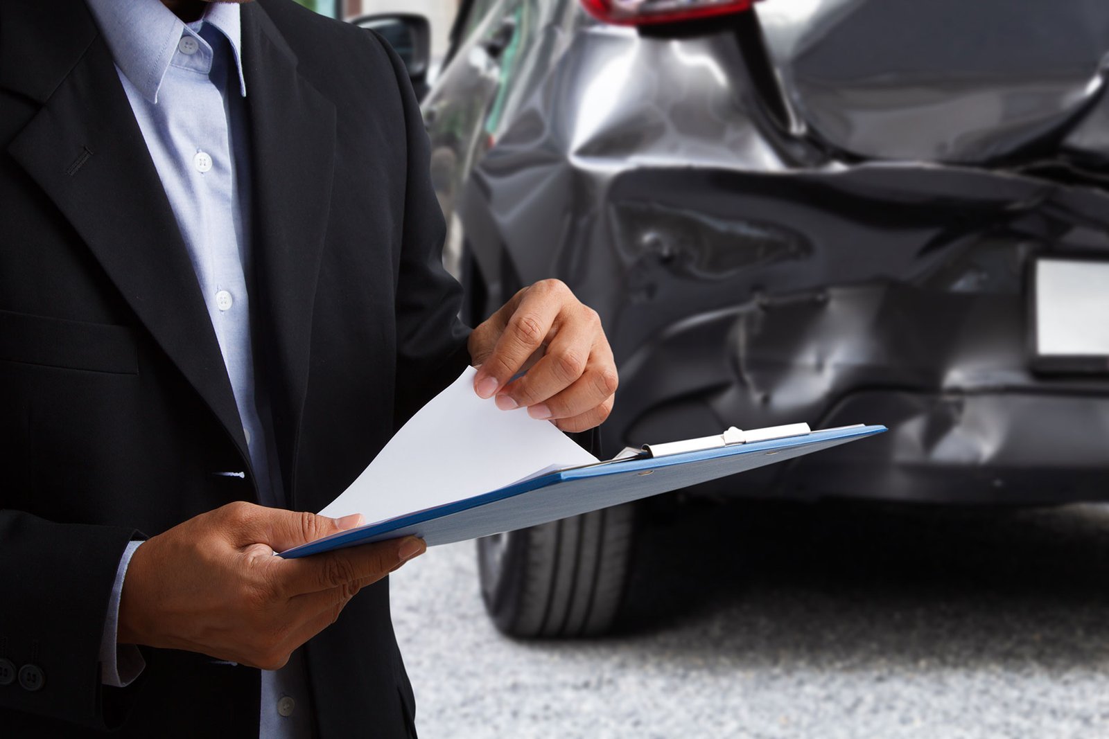 Accident Lawyers and the Benefits of Free Consultations