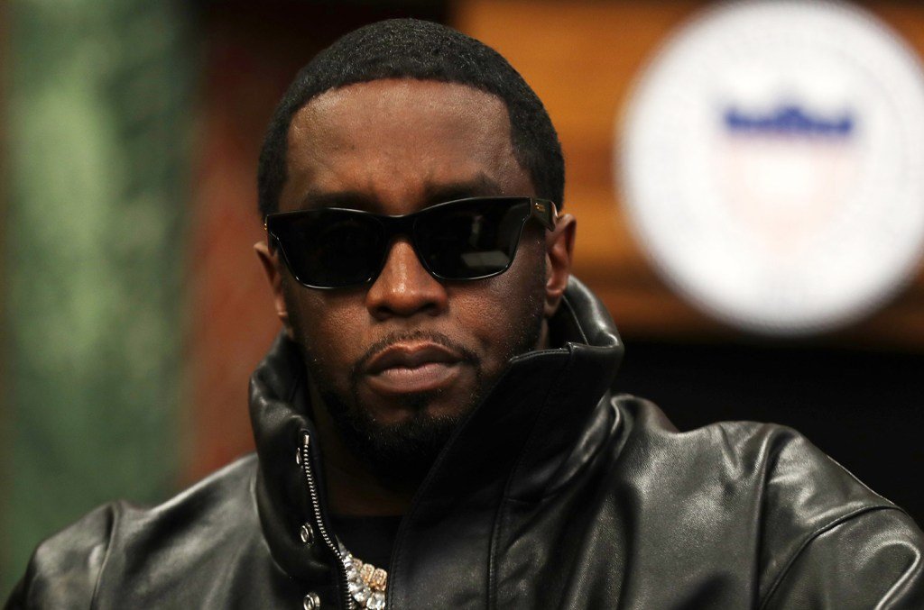 Diddy Must Stay In Jail Until Sentencing, Feds Say, Citing Violence