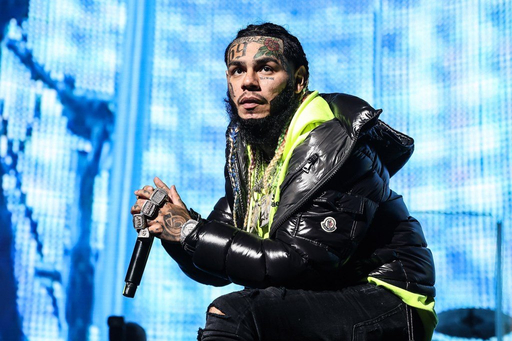 Tekashi 6ix9ine Violates Probation Again With Mall Assault