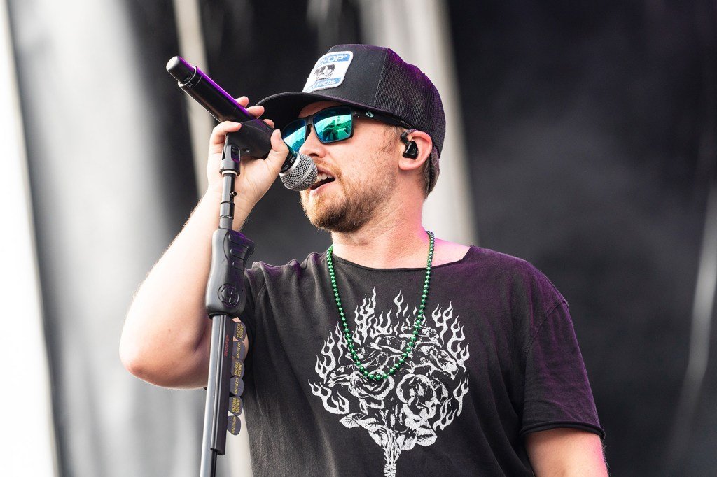 Sony Must Face Concert Beer Can Throw Case