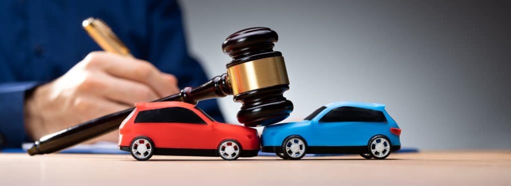 Navigating Car Insurance Claims in Hawaii: How a Lawyer Can Help
