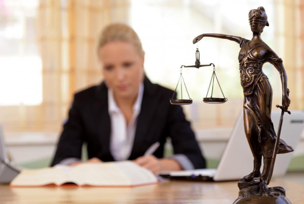 How to Find the Right Lawyer in California 2026-27